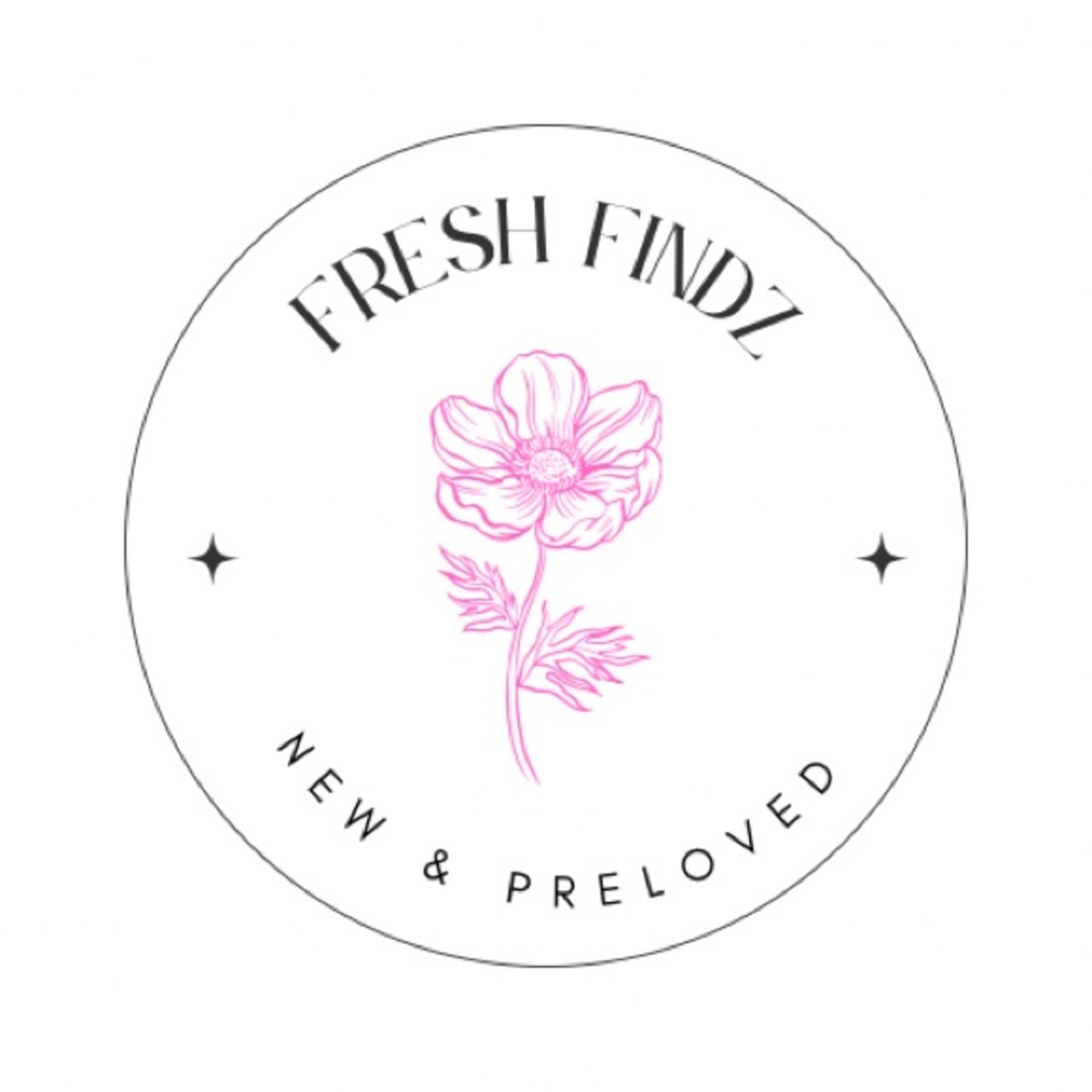 Meet your Posher Kayla!